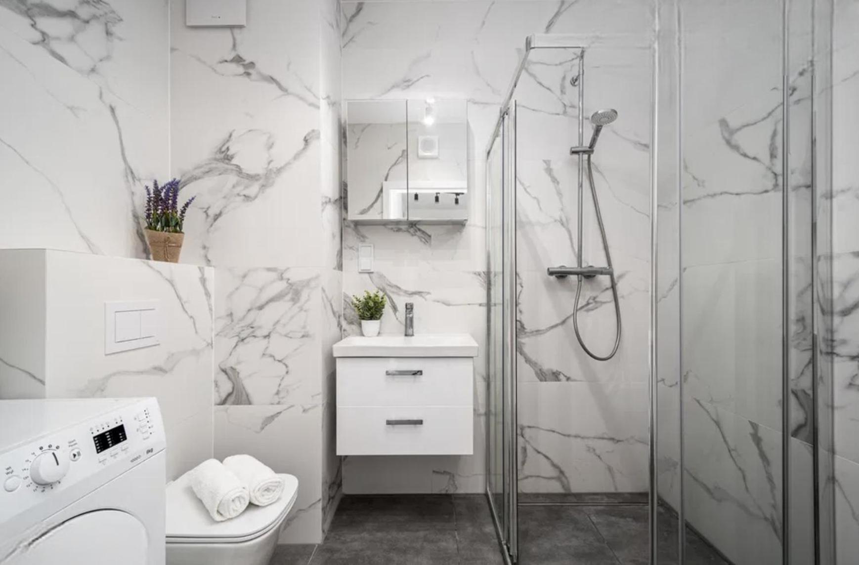 Lambert - Premium Apartment